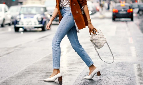 Articolele vestimentare şi accesoriile care nu merg cu blugi jpeg