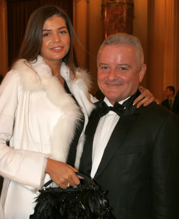 Monica şi Irinel Columbeanu au fost timp de câţiva ani unul dintre cele mai mediatizate cupluri din România