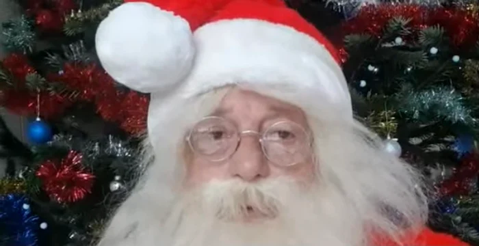 Marian Râlea, costumat în Moș Crăciun foto: Facebook 