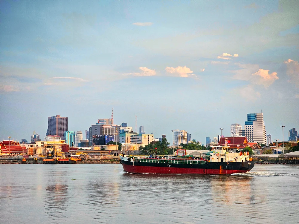 Două nave comerciale au traversat Strâmtoarea Ormuz în ciuda blocadei americane