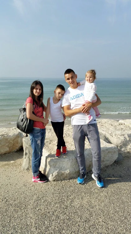 Ovidiu şi-a luat  familia în Israel