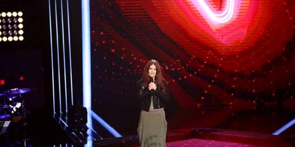 monica andrei/vocea romaniei foto pro tv