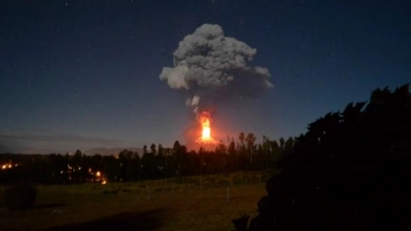 Vulcanul Villarica a erupt, din nouFoto: www.b365.ro