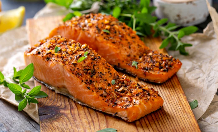 Somonul, bogat în acizi grași omega-3 FOTO: Shuterstock