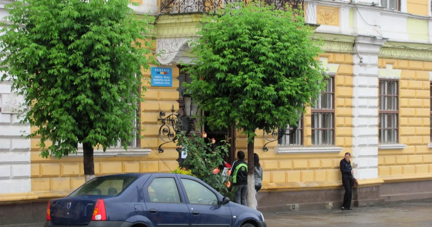 Circa 30 la sută dintre zălăuani nu au ajuns încă la ghişeele primăriei