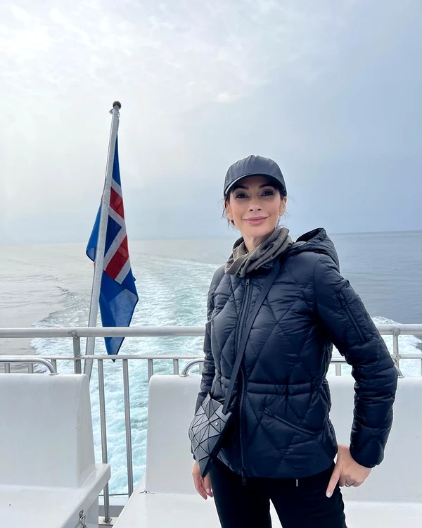 Andreea Berecleanu, vacanță în Islanda (4) jpg