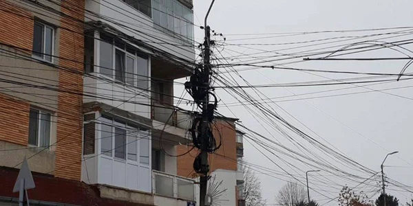 cabluri pucioasa