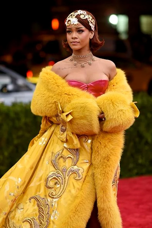 Rihanna a impresionat la evenimentul de luni seară