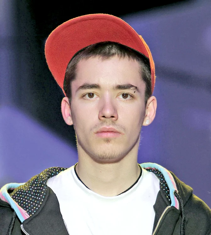 Adrian Tutu