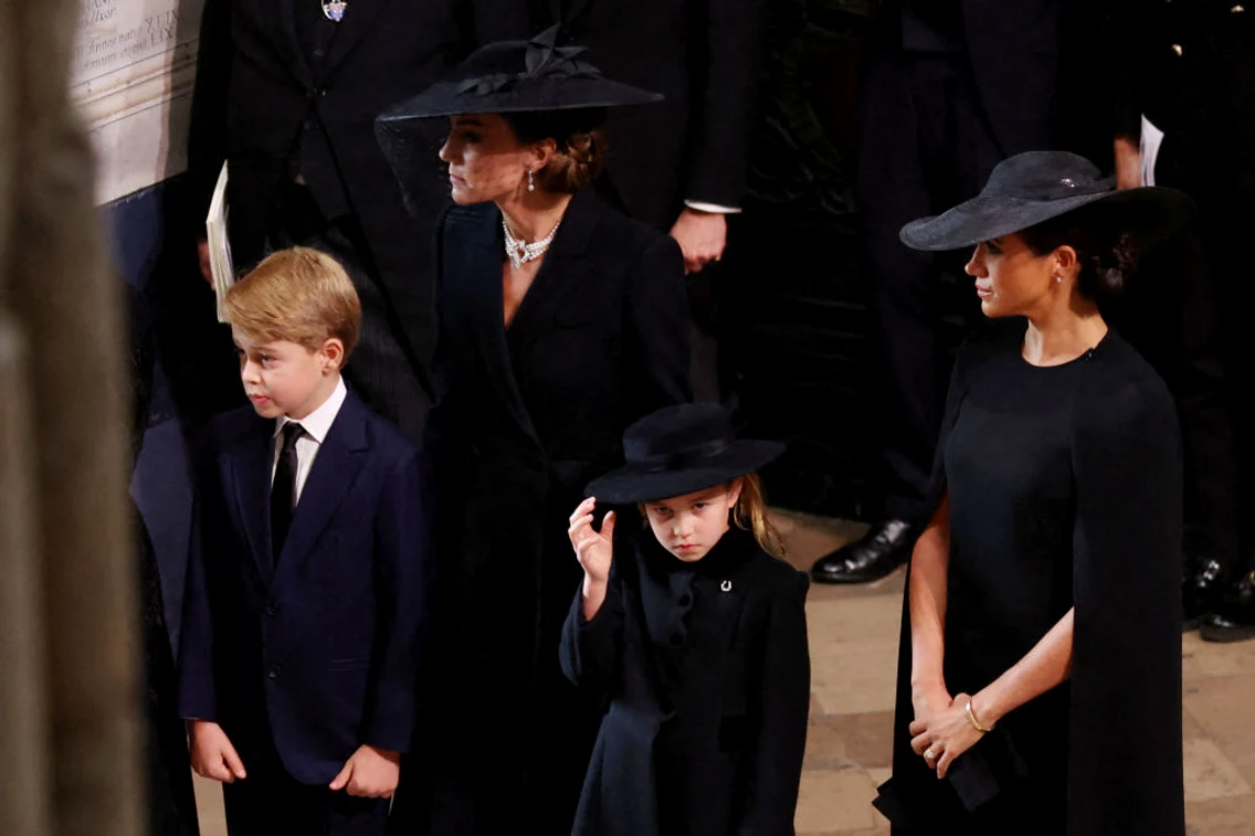 kate si meghan jpg