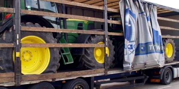 Utilaje de genul celor furate de gruparea infracţională