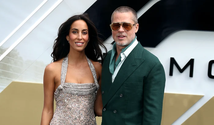 Brad Pitt, din nou la braț cu iubita sa, Ines de Ramon. Au atras toate privirile la un eveniment grandios din Londra