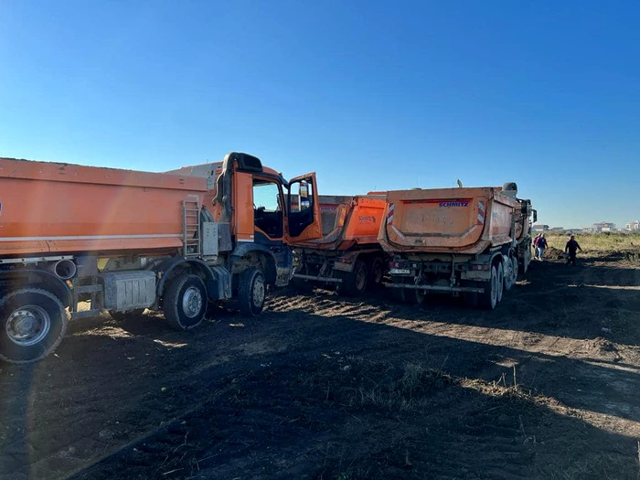 Utilajele constructorului au început lucrurl la Autostrada A7 FOTO: Prefectura Vrancea