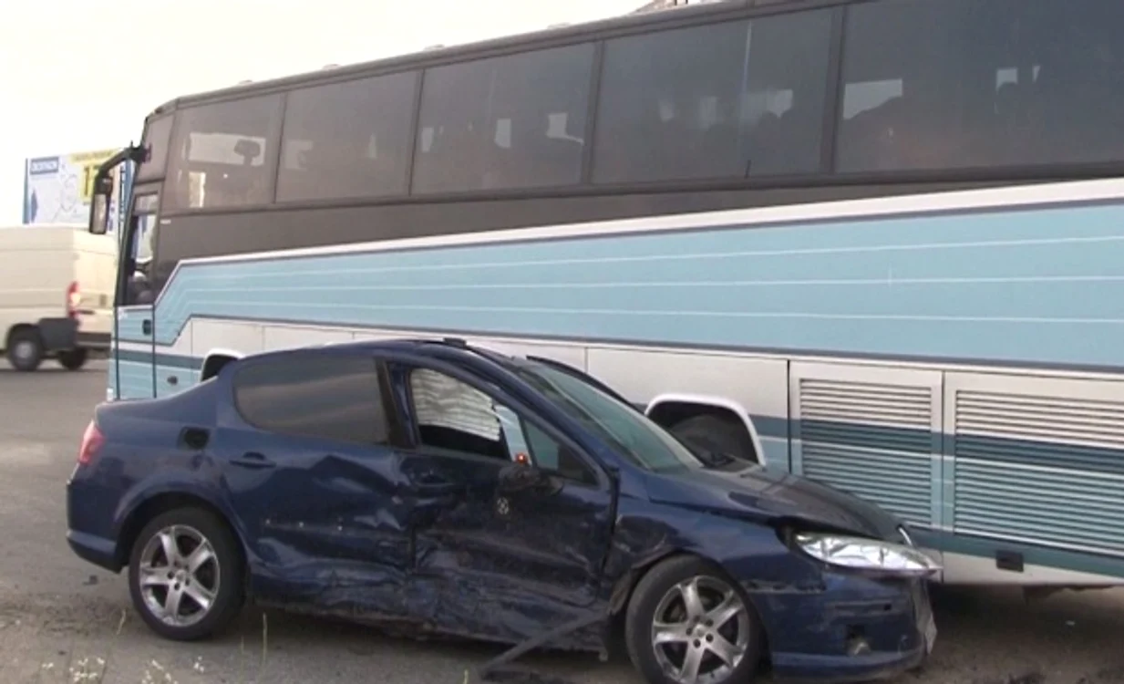 A fost activat planul roşu de intervenţie pe DN 1foto: captură video Antena 3
