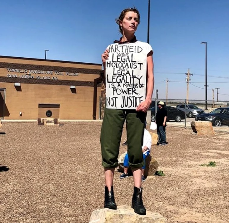 amber heard protest jpeg