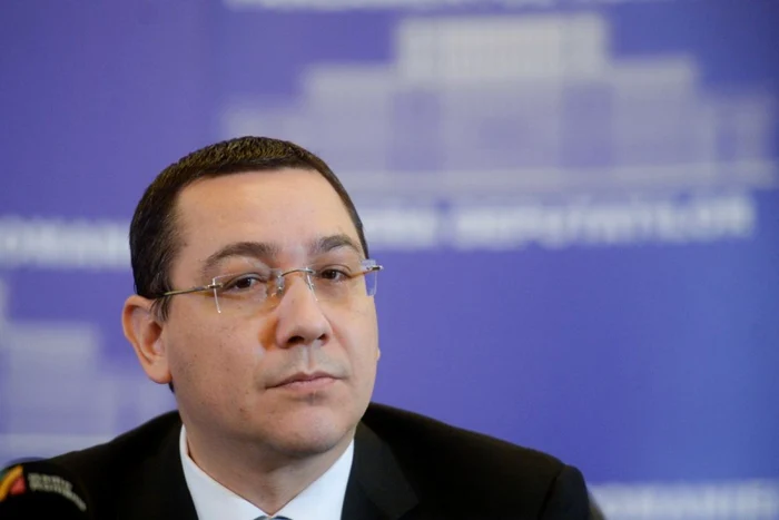 Premierul Victor Ponta a spus că, dacă aceste proiectele Codului Fiscal şi Codului de procedură fiscală vor fi adoptate, va însemna pentru România debirocratizare, stabilirea unor reguli clare din punct de vedere fiscal FOTO gov.ro