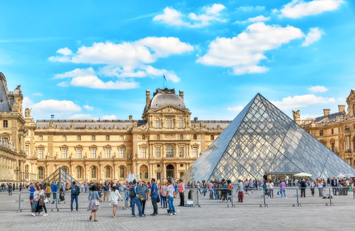 Muzeul Luvru, închis temporar din cauza unui jaf FOTO: Shutterstock