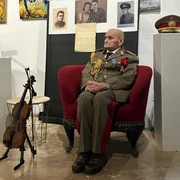 Nicuşor Dan a acordat gradul de general veteranului de război Iosif Rus FOTO FB Nicusor Dan jpg