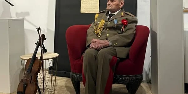 Nicuşor Dan a acordat gradul de general veteranului de război Iosif Rus FOTO FB Nicusor Dan jpg