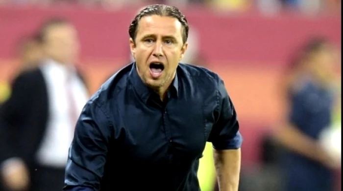 
    Laurenţiu Reghecampf  