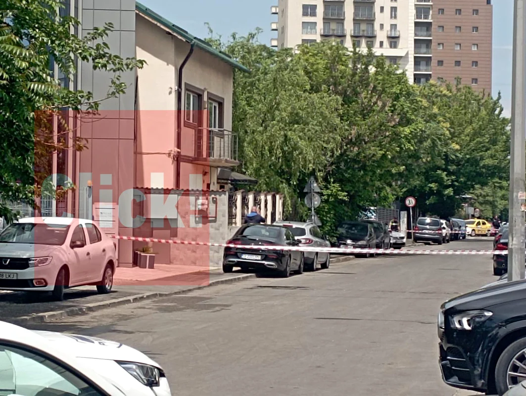 Poliția a restricționat circulația in zona casei părinților Andreei Tonciu foto Click! 