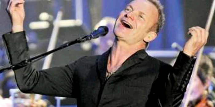 La show-ul de  diseară, Sting va cânta hiturile sale acompaniat de o orchestră de 50 de muzicieni