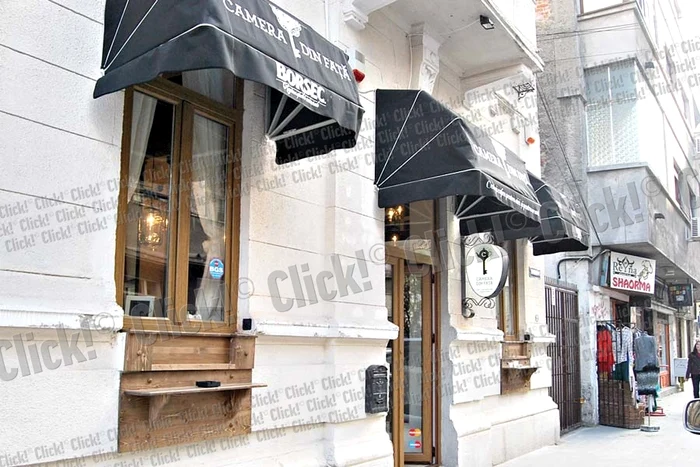 Are 120 de tipuri de ceaiuri în stoc