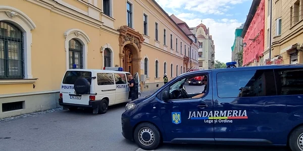 Amenințare cu bombă la Episcopia Romano Catolică Timișoara FOTO Opiniatimisoarei.ro