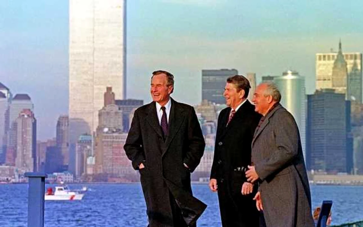 Imagine simbol la finele secolului XX - Reagan, Gorbaciov şi Bush la New York