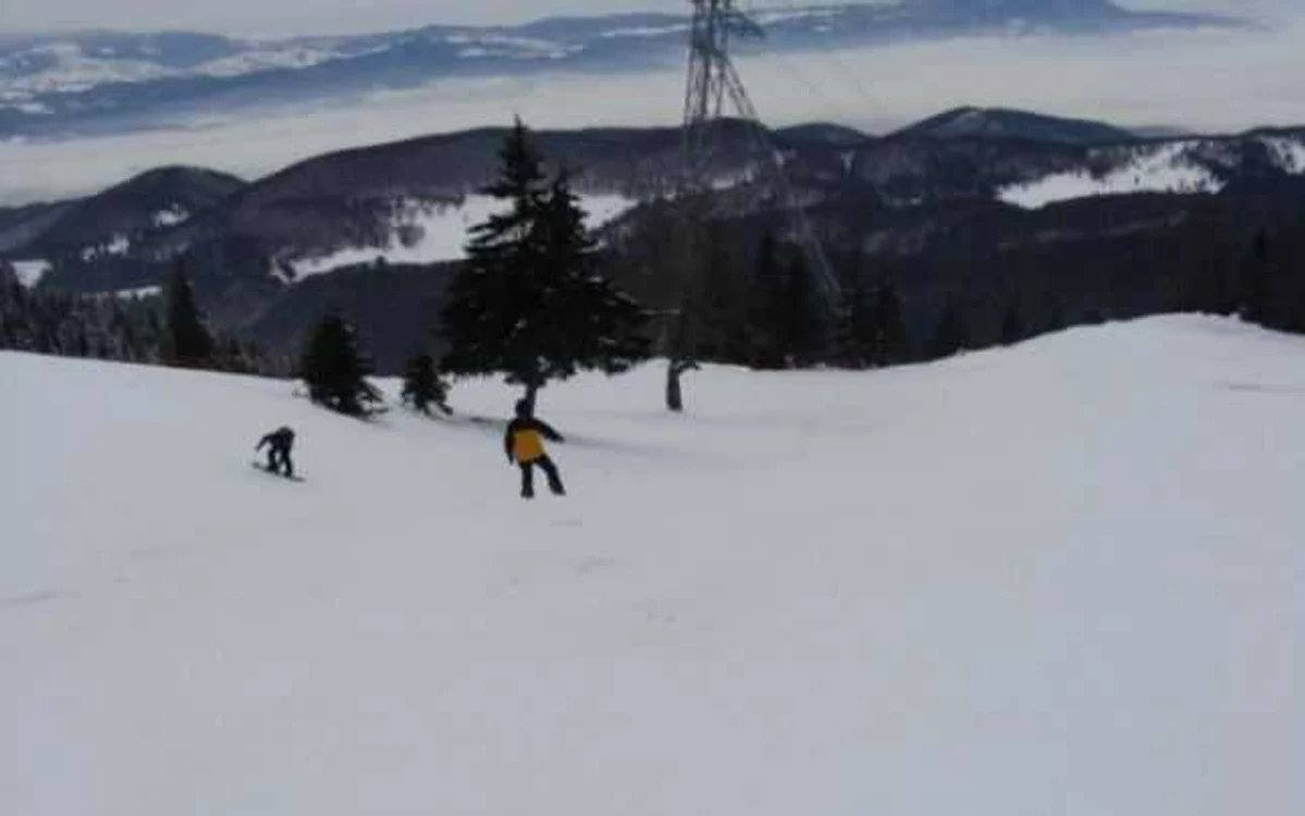 Drumul Roşu este una dintre pârtiile dificile din Poiana Braşov. FOTOAdevărul.