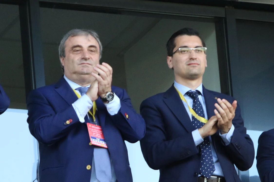 Mihai Stoichiță și Răzvan Burleanu vor fi în tribune la meciul Belarus - România