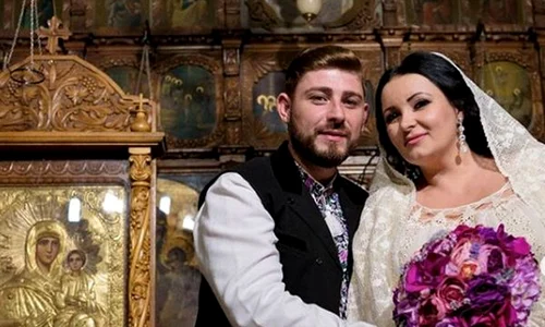 Silvana Rîciu a făcut nuntă îmbrăcată în haine populare jpeg