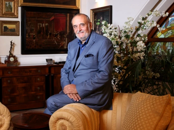 Dinu Patriciu deține o importantă colecție de artă. Pasiunea s-a transformat în afacere, deschizând și o casă de licitații