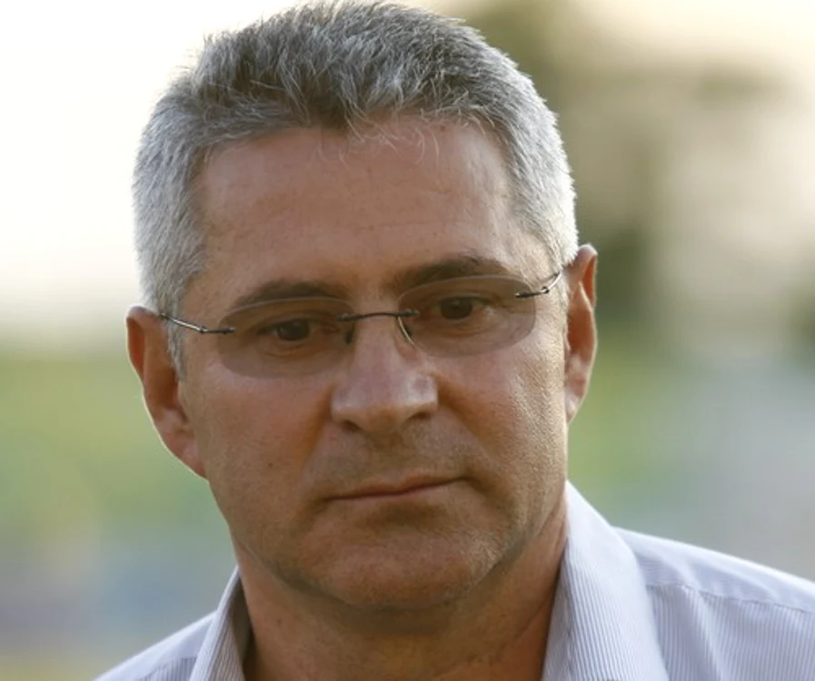 
    Manea crede în forţa echipei sale  