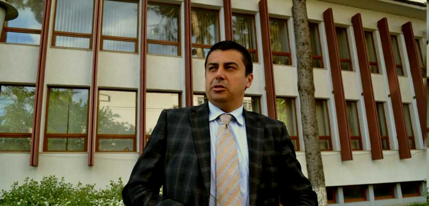 Avocatul Cristian Cojocaru, care-i apără pe Liviu Goian şi Liviu Cenuşă, inculpaţi în „Lotul Stavarache“, a fost trimis în judecată de DNA pentru trafic de influenţă FOTO Mircea Merticariu