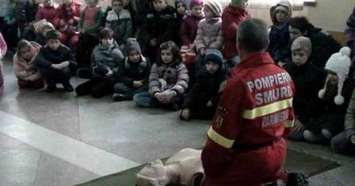Elevii au fost atenti la explicatii