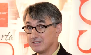 Noi, modernii – un raport complicat și complex cu tradiția jpeg