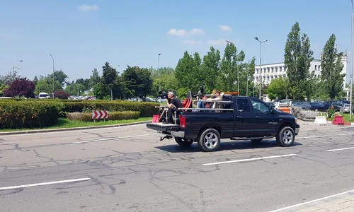 Echipa de filmare e formată din trei specialişti jpeg
