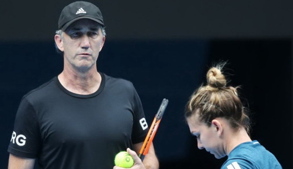 Halep are de ce plânge. Darren Cahill, desemnat antrenorul anului. Le-a luat fața lui Mouratogou și Ivanisevic