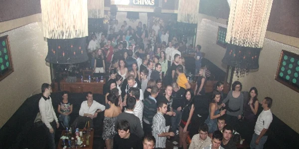 Cluburile mureşeni îi aşteaptă pe toţi petrecăreţii