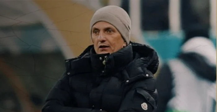 Razvan Lucescu, văzut drept soluția salvatoare pentru Rapid . Foto Facebook PAOK