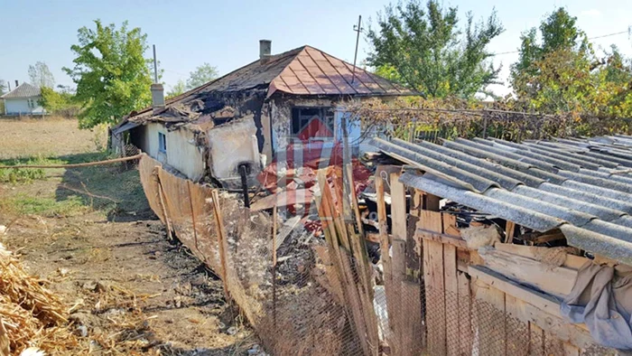 Aşa arată casa după ce bărbatul a incendiat-o