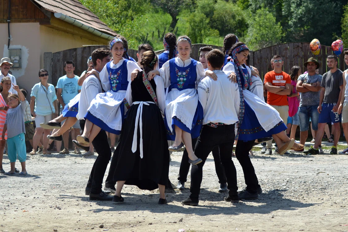 Dansuri săsești în Mălâncrav