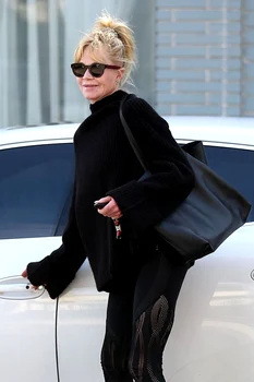 1 melanie griffith hepta 3329526 jpg jpeg