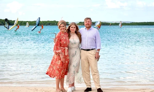 Familia Regala a Olandei, Regele Willem Alexander, Regina Maxima si Printesa Mostenitoare Amalia in turneu, Bonaire pagina oficiala (15) jpg