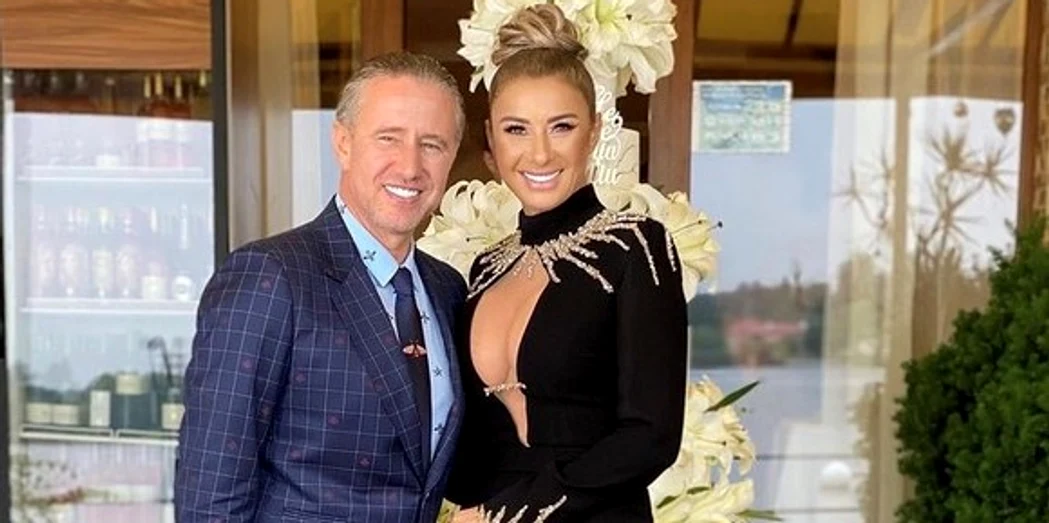 Anamaria Prodan și Laurențiu Reghecampf divorțează după 15 ani de căsnicie Foto: Instagram
