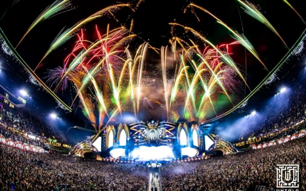Reprezentanţii Untold susţin că sunt mai puţine reclamaţii, deoarece comunitatea clujeană susţine festivalul.FOTO: Untold