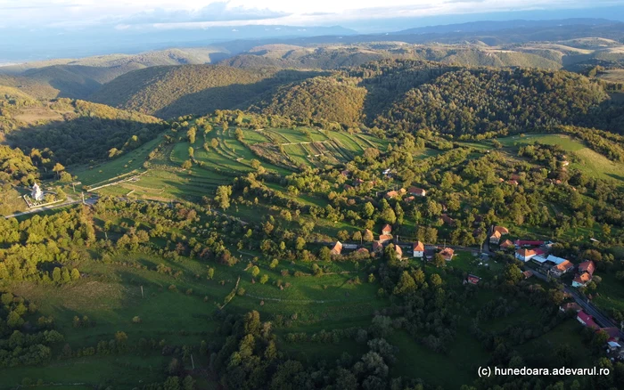 Comuna Cerbăl din Hunedoara. Foto: Daniel Guță. ADEVĂRUL