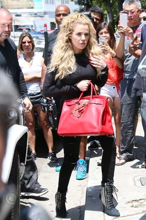 khloe kardashian blonda wenn22597096 jpeg