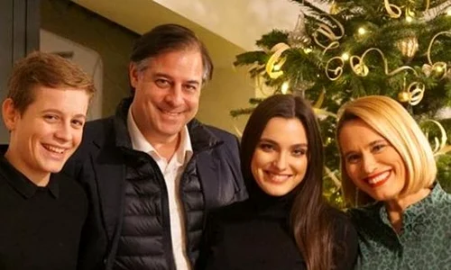 familie andreea esca craciun 2018 jpeg